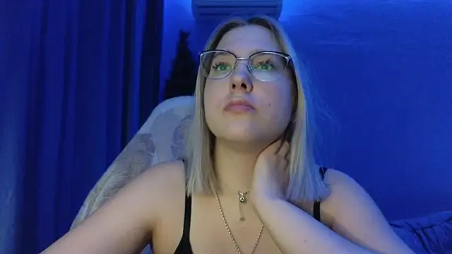 HotBrandyX online show from January 10, 2026, 1:46 pm