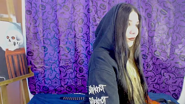 sharonnleon online show from October 24, 2025, 4:36 pm