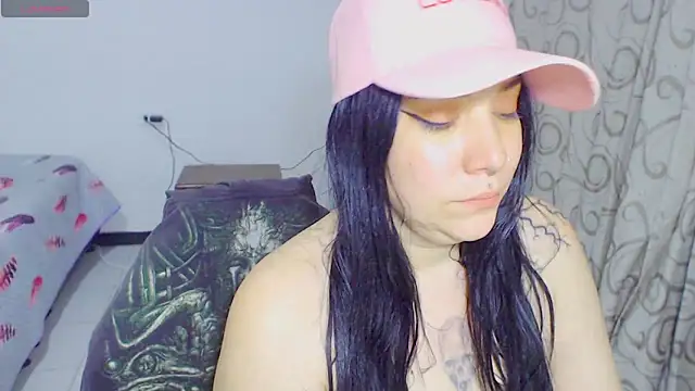 sharonnleon online show from April 11, 2026, 1:43 am