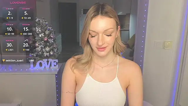 Snapshot of MargaretSweet1 chatting on December 18, 2025, 10:16 pm MargaretSweet1 online show from December 18, 2025, 10:16 pm