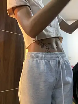 Snapshot of zoe_storm chatting on November 14, 2025, 12:42 am zoe storm online show from November 14, 2025, 12:42 am