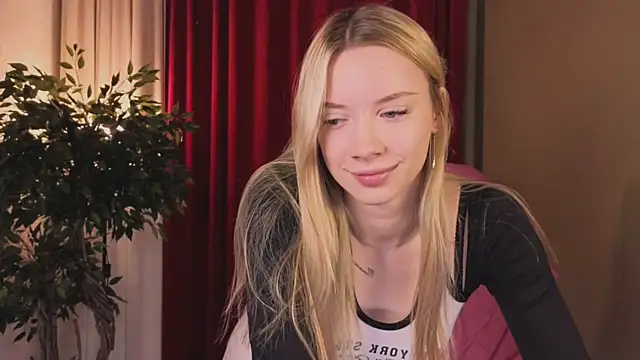 katt  y online show from November 27, 2025, 5:09 am