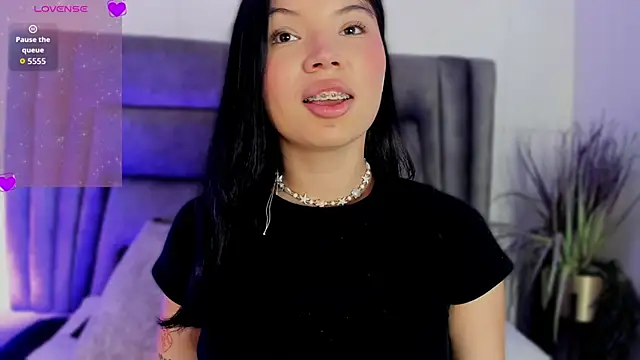 Snapshot of DannaJhonson1 chatting on December 15, 2025, 7:07 pm DannaJhonson1 online show from December 15, 2025, 7:07 pm