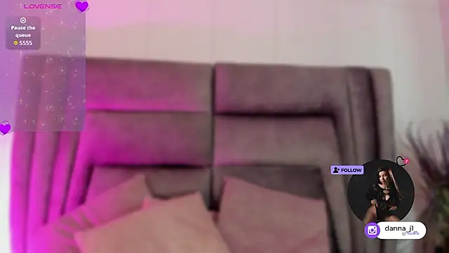 DannaJhonson1 online show from March 16, 2026, 7:29 pm