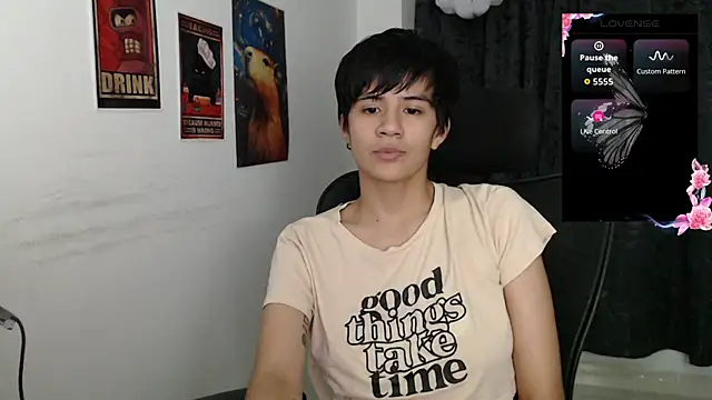 Snapshot of Dha_lia0 chatting on October 11, 2025, 9:57 pm Dha lia0 online show from October 11, 2025, 9:57 pm