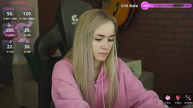 Snapshot of DakotaaJohnnson chatting on November 1, 2025, 6:26 am DakotaaJohnnson online show from November 1, 2025, 6:26 am