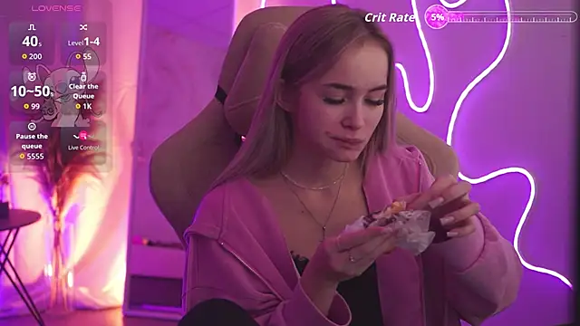 Snapshot of DakotaaJohnnson chatting on November 13, 2025, 5:06 am DakotaaJohnnson online show from November 13, 2025, 5:06 am