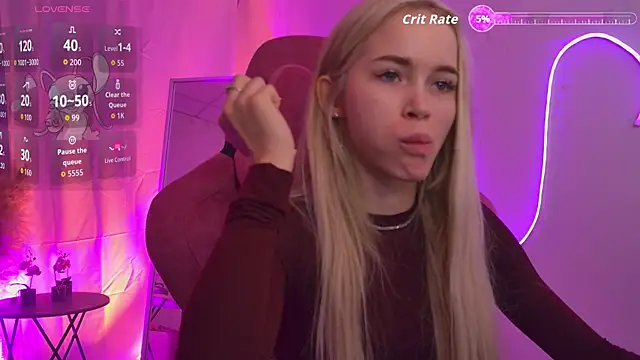 Snapshot of DakotaaJohnnson chatting on December 18, 2025, 9:37 am DakotaaJohnnson online show from December 18, 2025, 9:37 am