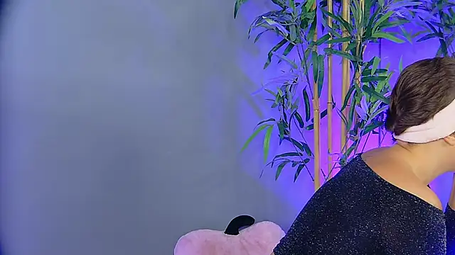 PatriciaSpice online show from November 14, 2025, 5:39 am