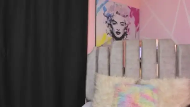 Snapshot of Gletty_noa chatting on December 16, 2025, 7:19 pm Gletty noa online show from December 16, 2025, 7:19 pm