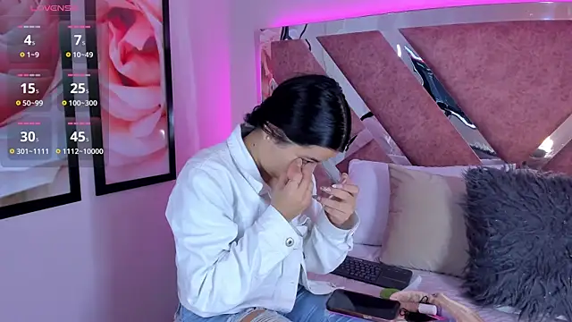 Snapshot of ValeriaOrtega chatting on October 6, 2025, 11:40 am ValeriaOrtega online show from October 6, 2025, 11:40 am