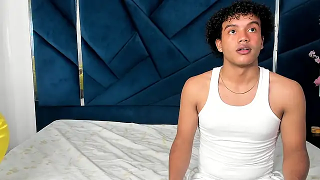 Snapshot of DanteAndKyle chatting on January 24, 2025, 12:10 pm DanteAndKyle online show from January 24, 2025, 12:10 pm