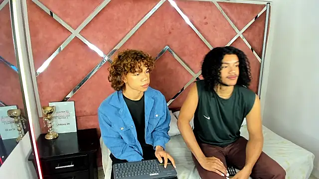 Snapshot of DanteAndKyle chatting on March 2, 2025, 8:29 pm DanteAndKyle online show from March 2, 2025, 8:29 pm