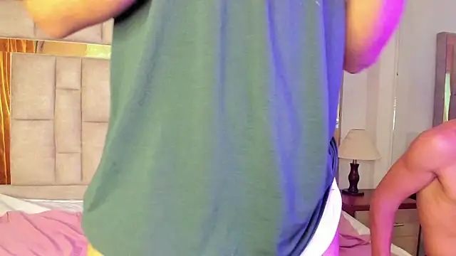 Snapshot of DanteAndKyle chatting on March 22, 2025, 2:37 am DanteAndKyle online show from March 22, 2025, 2:37 am