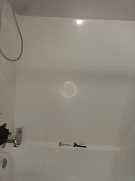 TattedMamaXOXO online show from December 18, 2025, 4:35 pm