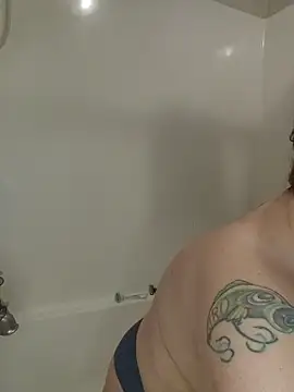 TattedMamaXOXO online show from December 21, 2025, 4:58 pm