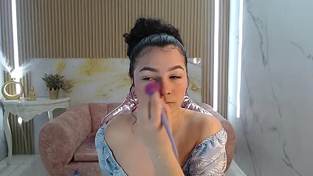 shalon diaz s online show from March 13, 2025, 8:11 pm