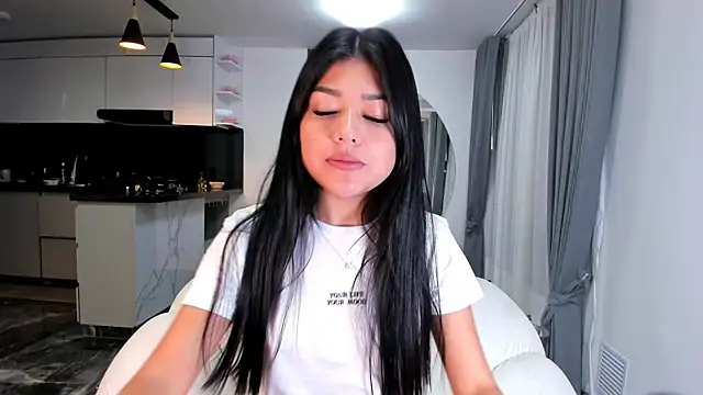 Snapshot of 1lubonnie chatting on March 5, 2025, 3:40 am 1lubonnie online show from March 5, 2025, 3:40 am