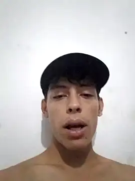 Snapshot of Maicol_Garcia chatting on February 8, 2025, 1:22 am Maicol Garcia online show from February 8, 2025, 1:22 am