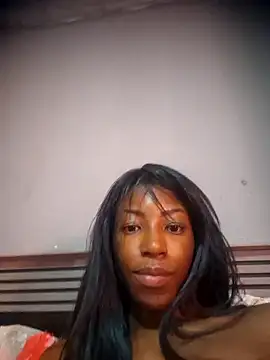 Snapshot of melangelo17 chatting on January 12, 2026, 12:21 pm melangelo17 online show from January 12, 2026, 12:21 pm