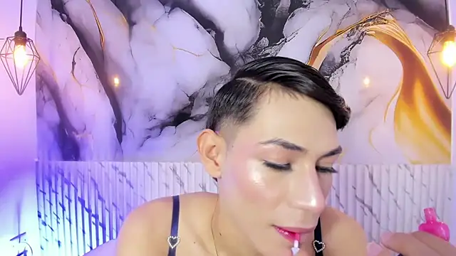 JackeOwens online show from October 23, 2025, 12:15 pm