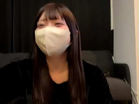 Snapshot of shina_mo_n_ch chatting on November 4, 2025, 1:43 pm shina mo n ch online show from November 4, 2025, 1:43 pm