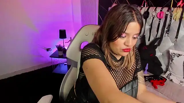 victoria  floyd online show from January 10, 2026, 12:45 am