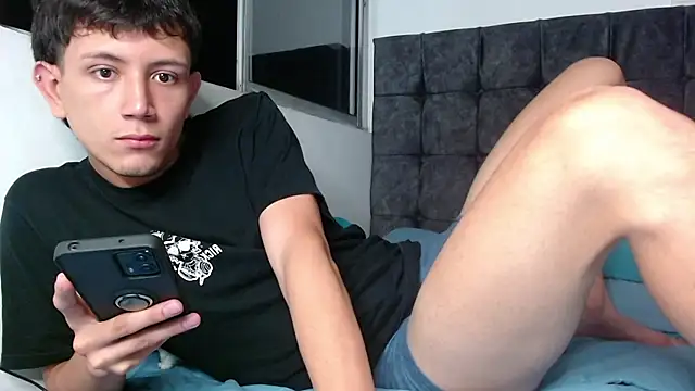 Snapshot of cute_mathew chatting on January 30, 2025, 12:39 am cute mathew online show from January 30, 2025, 12:39 am