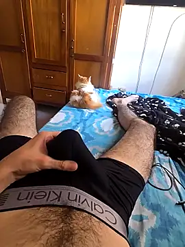 PetrousSpinster online show from November 3, 2025, 6:31 pm