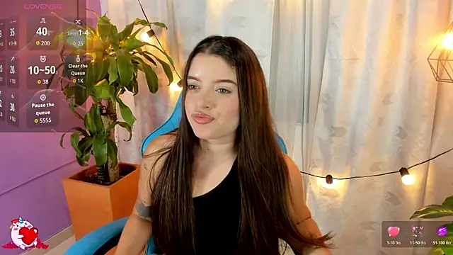 Snapshot of Lia_little18 chatting on April 20, 2026, 9:16 pm Lia little18 online show from April 20, 2026, 9:16 pm