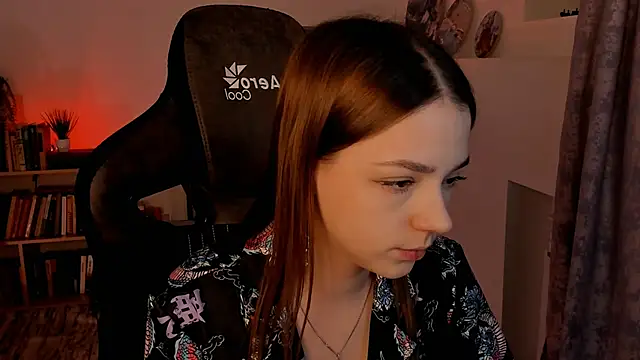 PamBeesly online show from January 25, 2025, 8:53 am