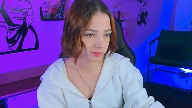 PamBeesly online show from October 4, 2025, 8:23 am