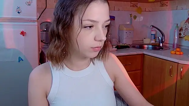 PamBeesly online show from February 1, 2026, 8:35 am