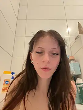 Snapshot of Ciara2004 chatting on November 8, 2025, 9:09 am Ciara2004 online show from November 8, 2025, 9:09 am