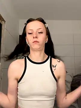 Snapshot of Ciara2004 chatting on November 19, 2025, 11:10 am Ciara2004 online show from November 19, 2025, 11:10 am