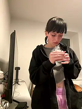 Snapshot of Ciara2004 chatting on January 14, 2026, 4:45 pm Ciara2004 online show from January 14, 2026, 4:45 pm