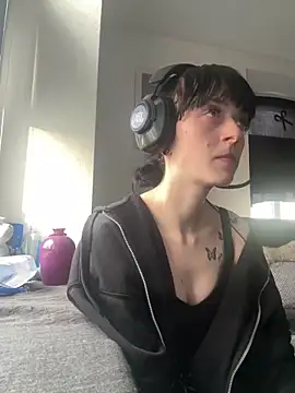 Snapshot of Ciara2004 chatting on January 15, 2026, 2:21 pm Ciara2004 online show from January 15, 2026, 2:21 pm