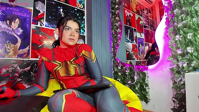 Zoe Cheshire online show from February 3, 2025, 8:13 pm