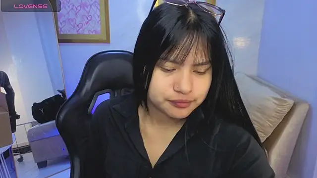 Paulette v online show from March 21, 2026, 1:05 pm