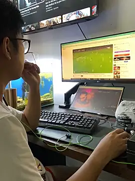 Snapshot of SievingPrep chatting on November 14, 2025, 2:49 pm SievingPrep online show from November 14, 2025, 2:49 pm