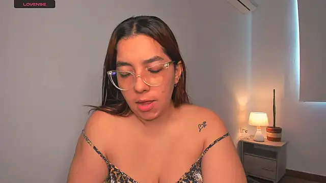 Snapshot of brithany_olson25 chatting on March 4, 2025, 3:59 pm brithany olson25 online show from March 4, 2025, 3:59 pm