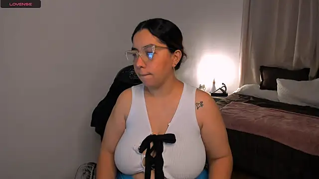 Snapshot of brithany_olson25 chatting on September 19, 2025, 11:00 am brithany olson25 online show from September 19, 2025, 11:00 am