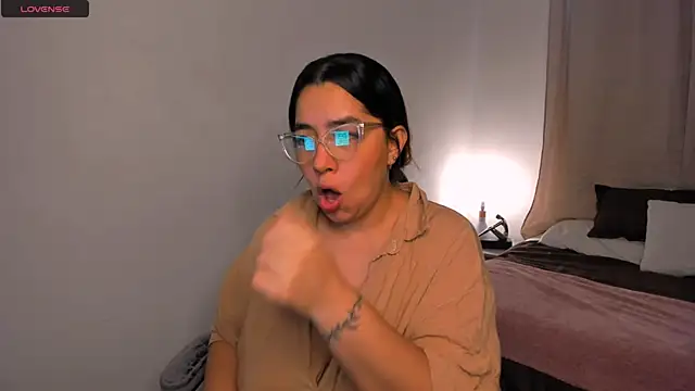 Snapshot of brithany_olson25 chatting on October 6, 2025, 12:57 pm brithany olson25 online show from October 6, 2025, 12:57 pm