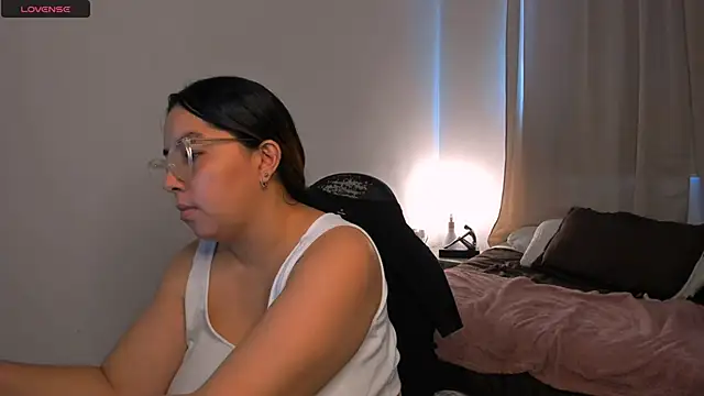 Snapshot of brithany_olson25 chatting on October 15, 2025, 5:57 pm brithany olson25 online show from October 15, 2025, 5:57 pm