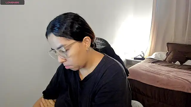 Snapshot of brithany_olson25 chatting on December 3, 2025, 11:52 am brithany olson25 online show from December 3, 2025, 11:52 am