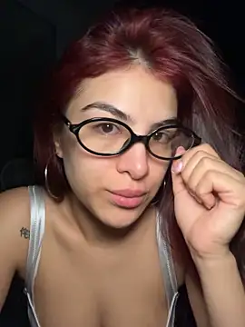 thompsonabella666 online show from May 27, 2026, 3:14 am