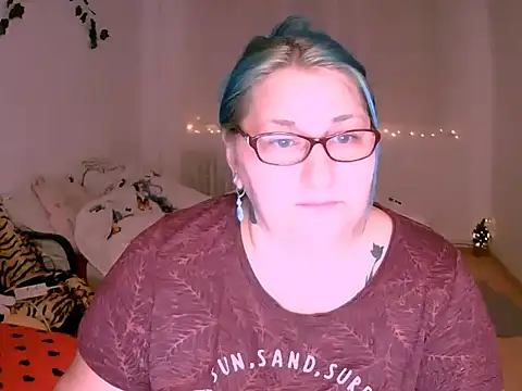 mayamayx online show from January 16, 2026, 5:28 pm