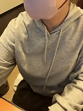 ran xx x online show from December 4, 2025, 4:16 pm