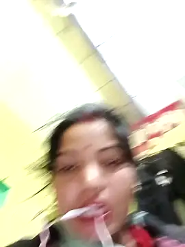 Bhuvi Bedi online show from February 8, 2025, 11:24 pm