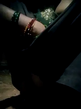 Bhuvi Bedi online show from September 20, 2025, 11:28 pm